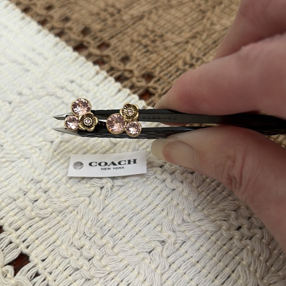 Coach Tea Rose Mini Pink Crystal Cluster Stud Post Earrings - Picture 2 of 12